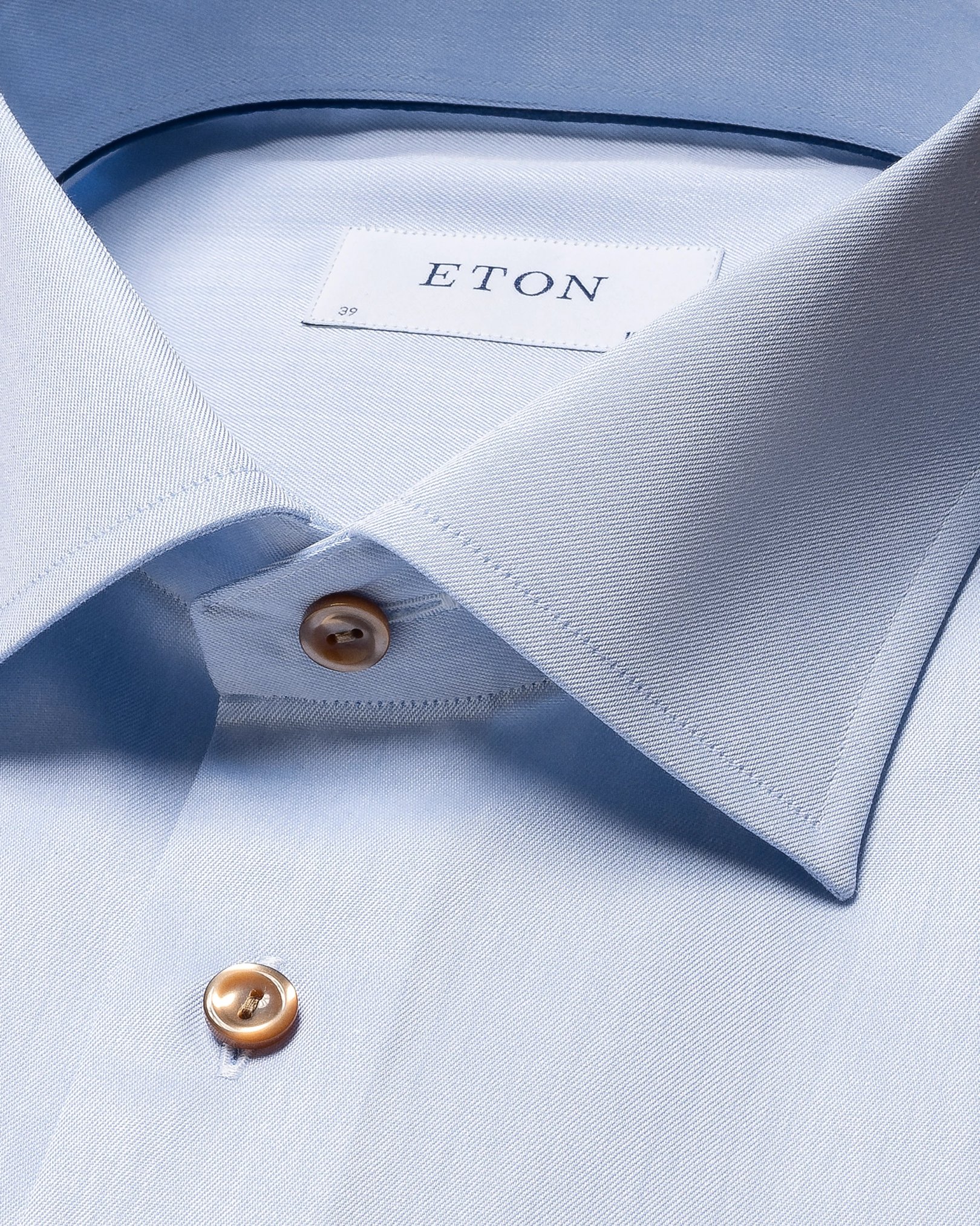 Eton - light blue signature twill contast buttons