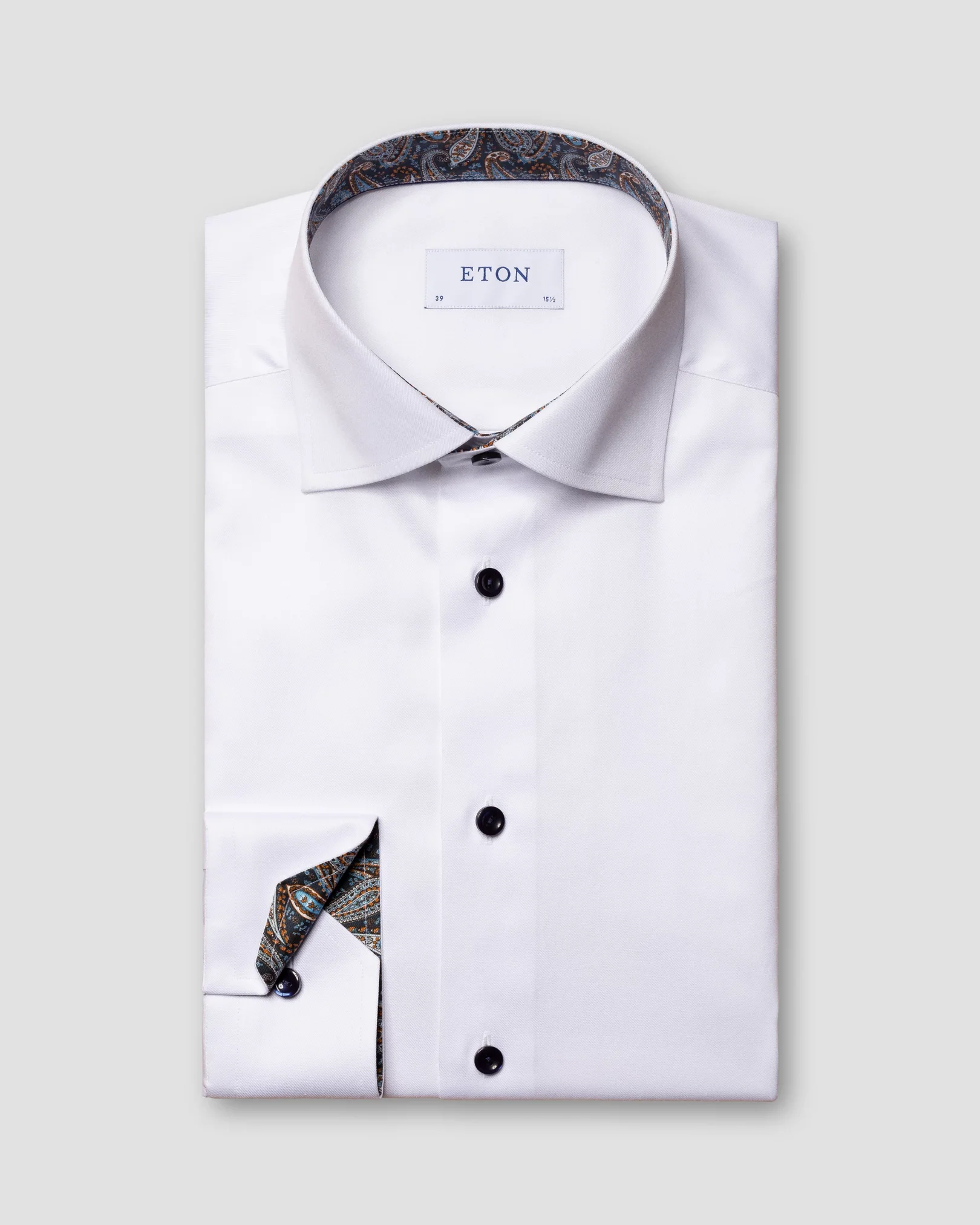 Eton - white signature twill cut away special details