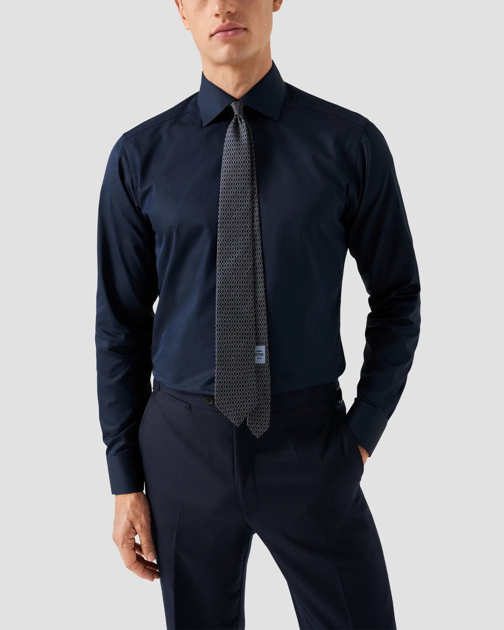 Eton - Chemise en sergé uni surélevé