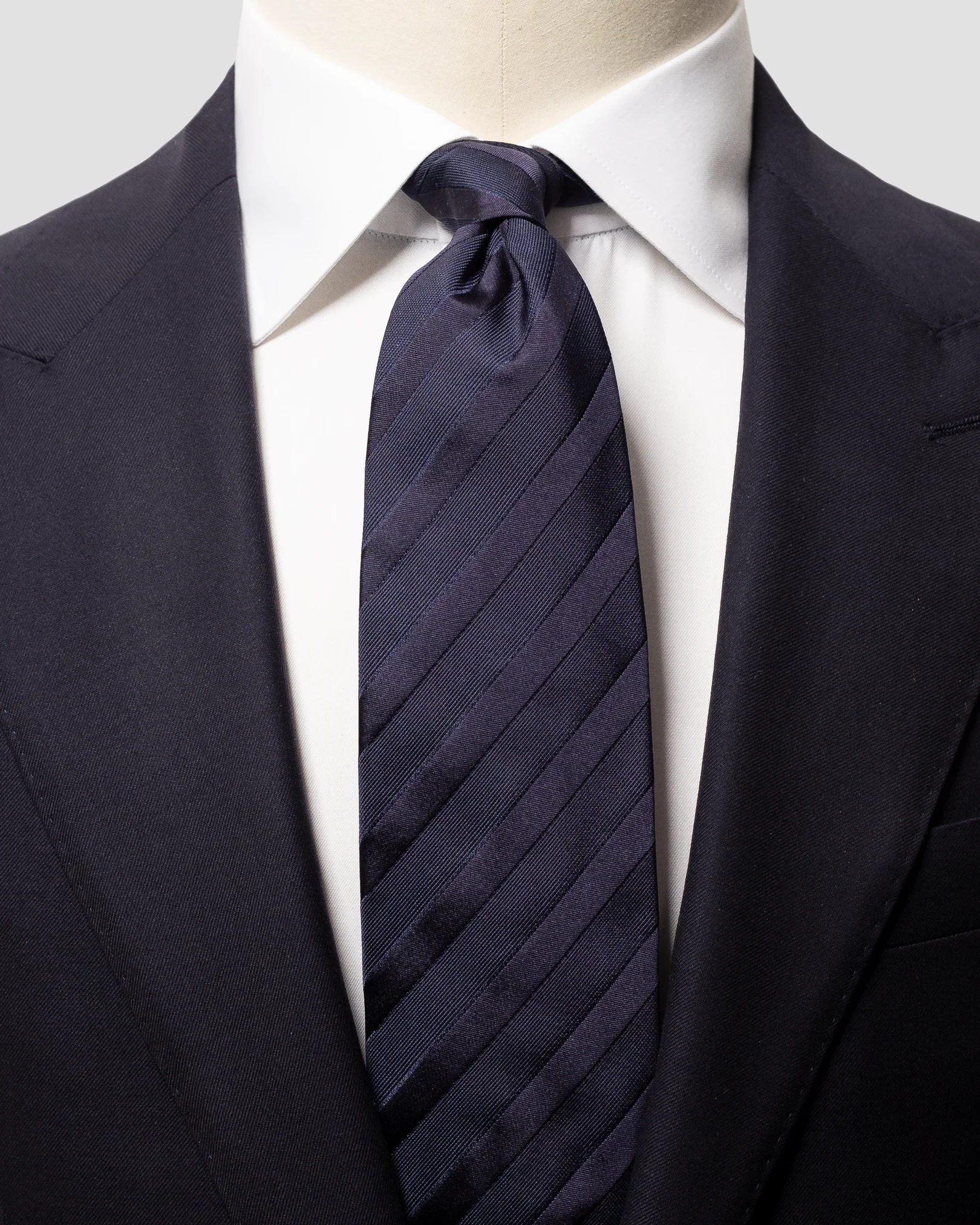 Eton - navy woven stripes tie
