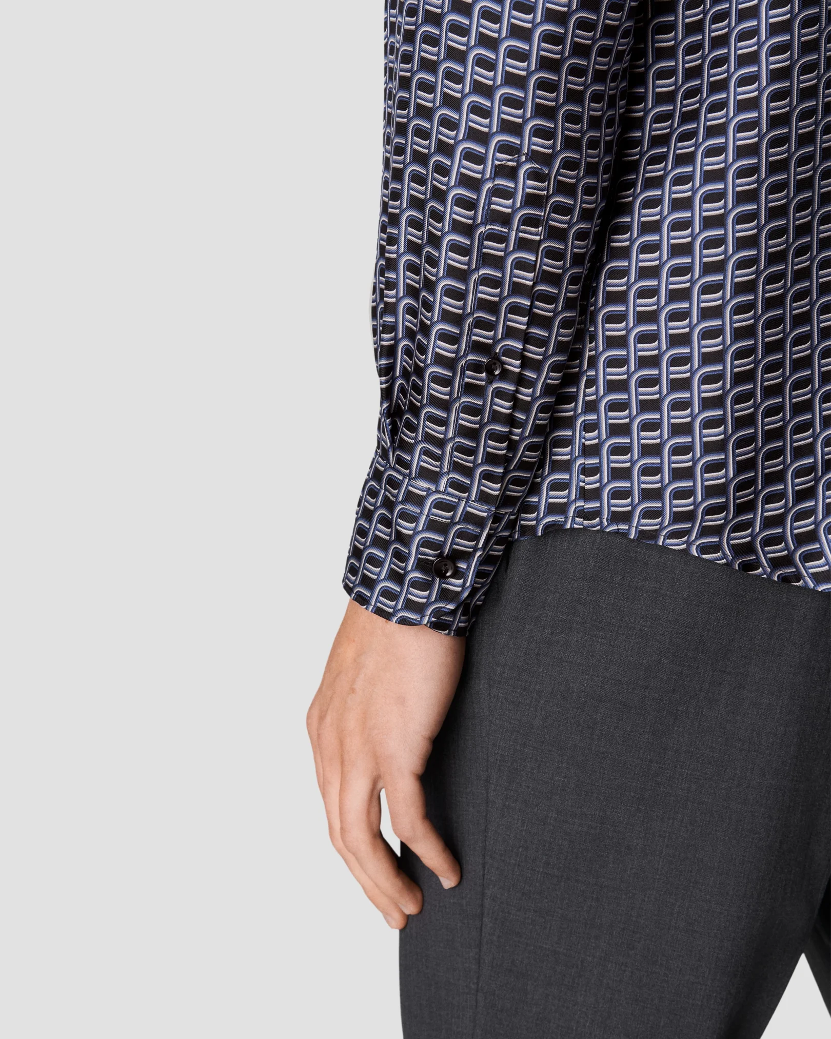 Eton - navy blue silk pointed rounded single one buttonhole slim soft