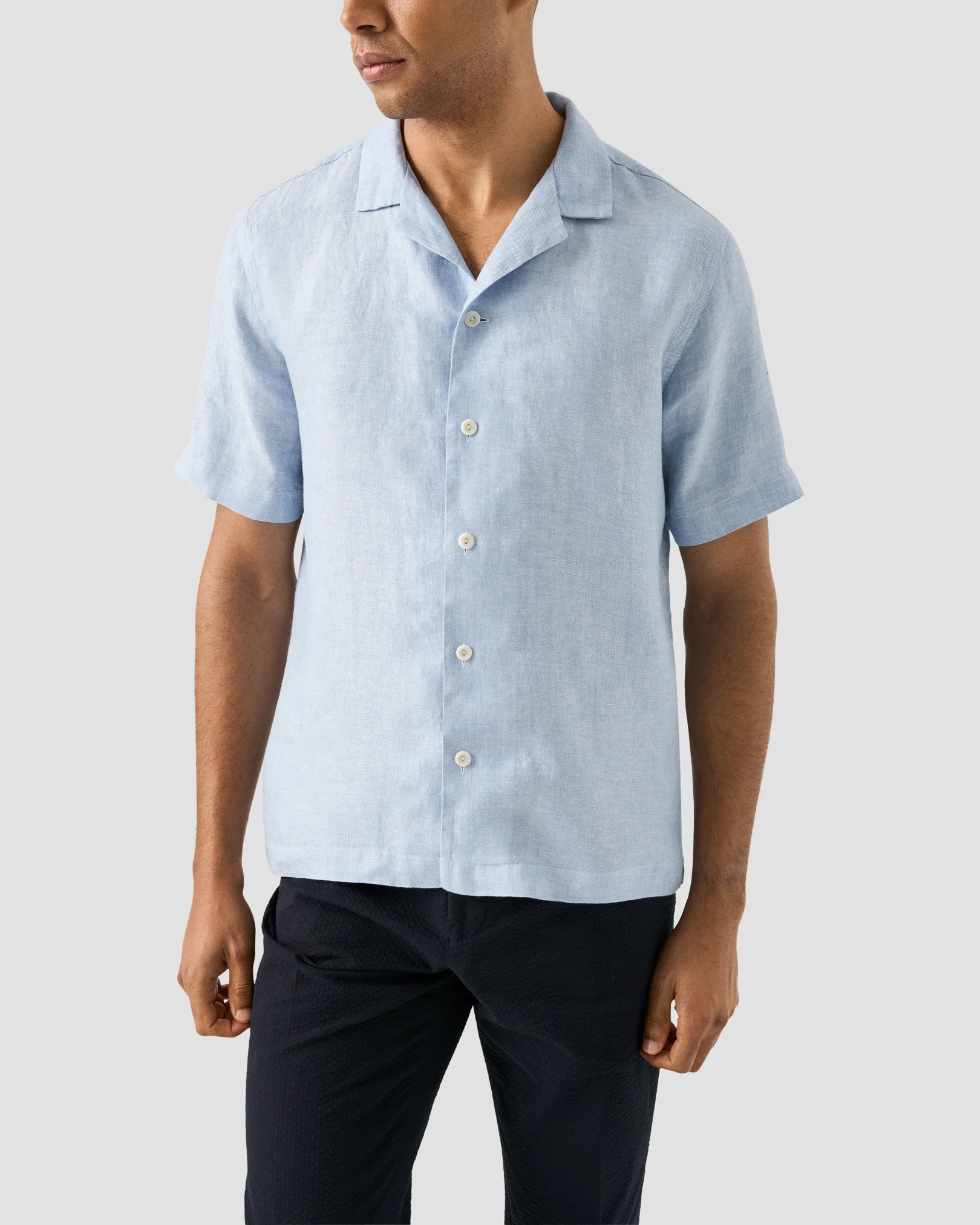 Eton - light blue solid linen twill resort shirt